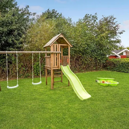 Dom wakacyjny 3 Bedroom Lovely In Sydals