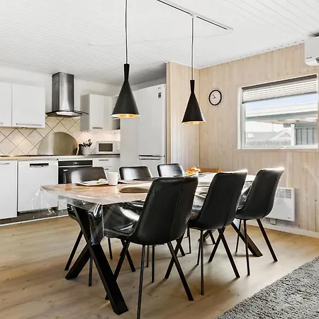 3 Bedroom Lovely In Sydals בית נופש Skovbyballe